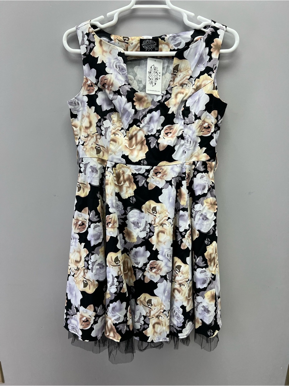 Hearts & Roses Floral Black & Cream Sleeveless Tulle Hem Dress Women’s 16